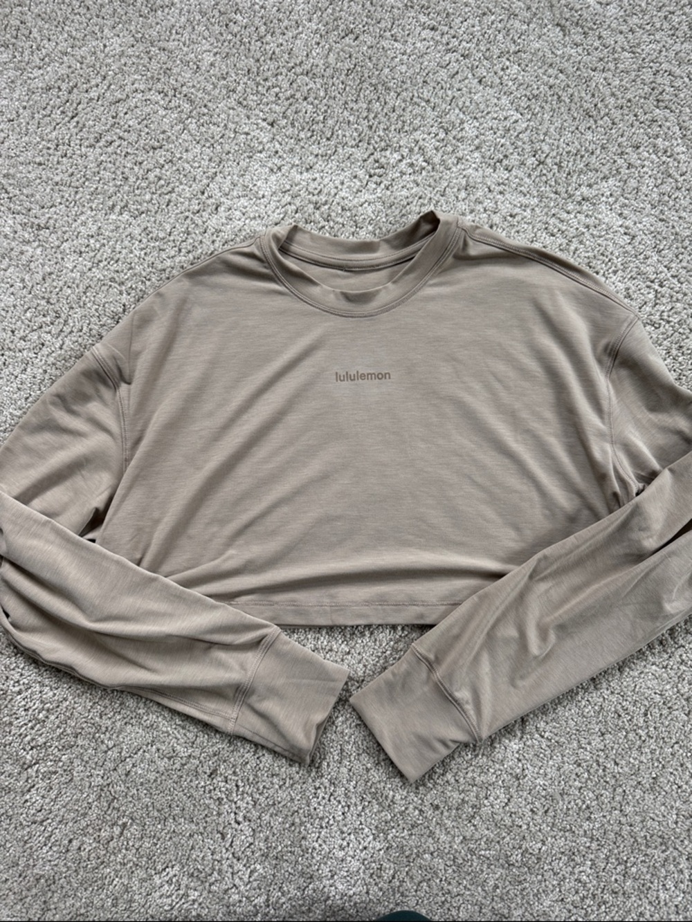 LULULEMON Tan Green Logo Cropped Long Sleeve Top 4/XS